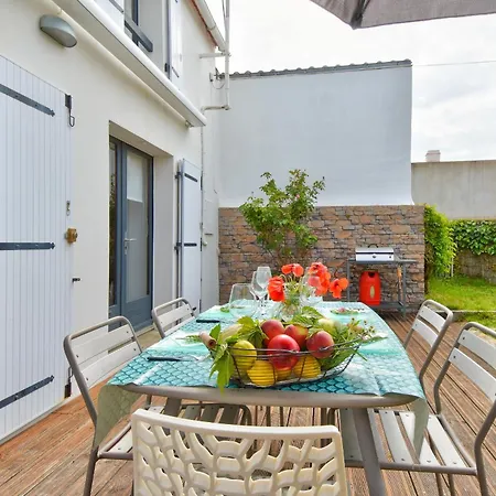 60 M De La - Jardin - Terrasse - Maison Pour 5 *